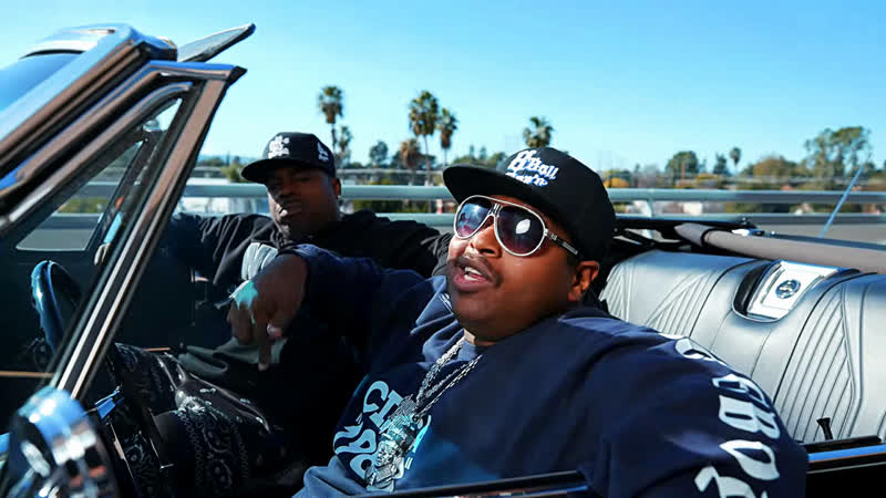 Daz dillinger &amp; lil eazy e 8 ball sipp'n