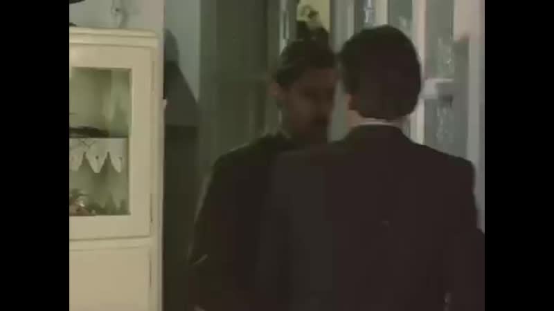 "твой номер шестнадцатый, помалкивай в трубочку"