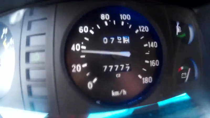 Когда спидометр показал 77777
