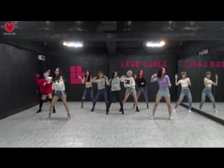 Momoland bboom bboom dance practice