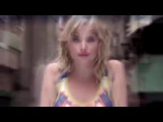 Mona vanderwaal & hanna marin > monna