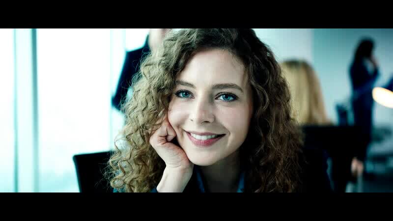 Софья донианц в рекламе банка втб