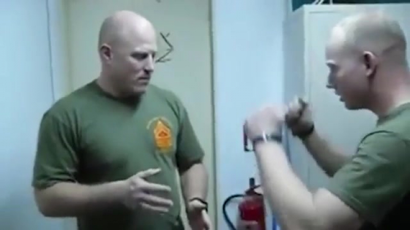 Морской пехотинец «вырубил» сослуживца