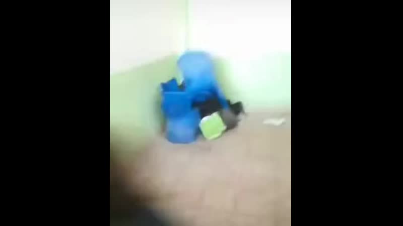 В женской раздевалке. Порно В женской раздевалке видео смотреть онлайн.