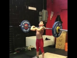 11 year old weightlifter