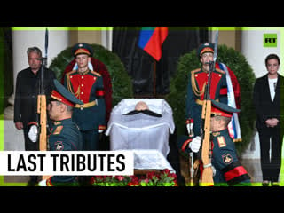 Gorbachev’s wake mourners bid farewell to first & only soviet president