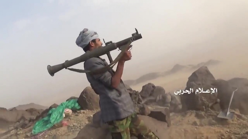Йеменские повстанцы из "ансар аллах" отражают атаку на свои позиции в районе хадра саудовской провинции наджран