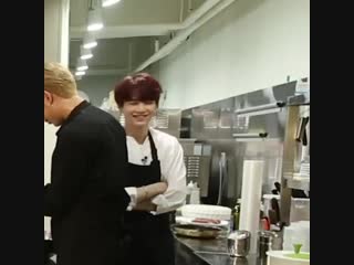 Can we please talk about yoongis reaction to namseok