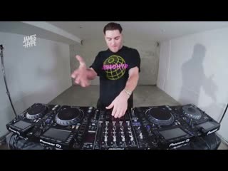 James hype | 4 decks in the mix [record]
