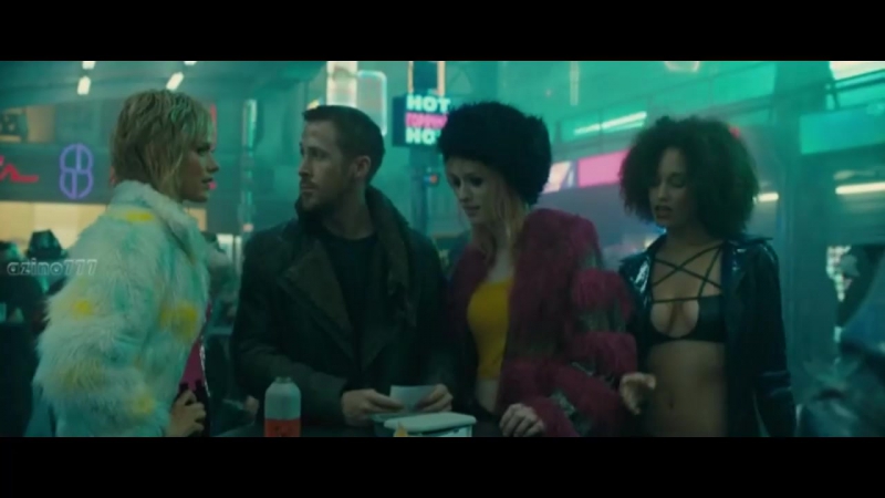 Маккензи дэвис (mackenzie davis), криста косонен (krista kosonen), эларика галлахер (elarica gallagher) бегущий по лезвию 2049