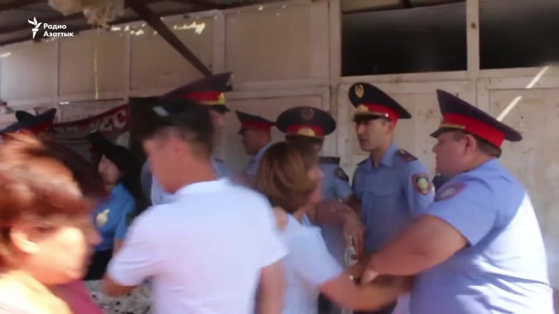При сносе киосков в шымкенте задержано несколько человек