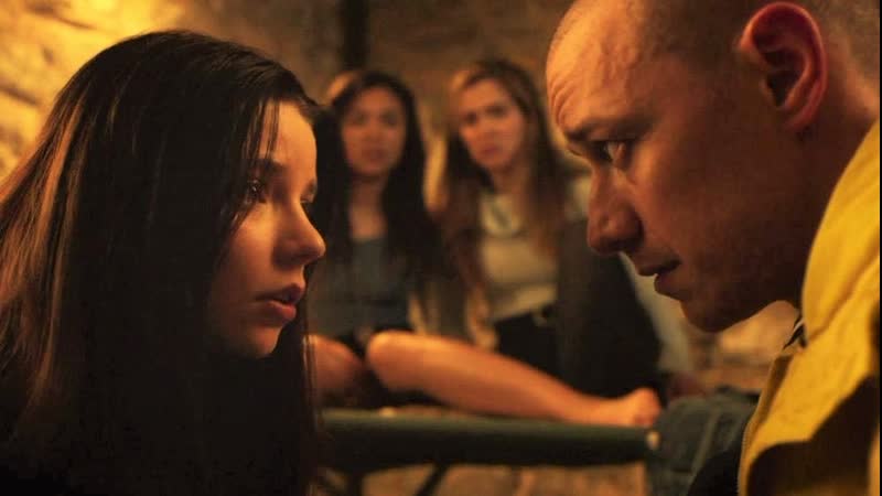 Сплит / расщеплённый / split 2016 2017 год сша ужасы кошмары триллер джеймс макэвой, аня тейлор джой, бетти бакли, джессика сула