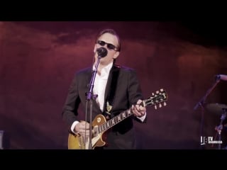 Joe bonamassa sloe gin (muddy wolf at red rocks)