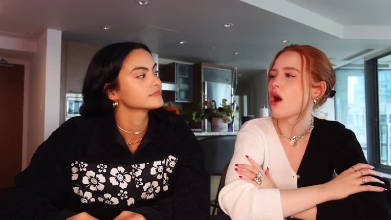 Halloween (dog) costume камила мендес и мэделин петш