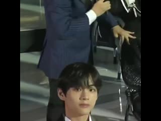 Kim taehyung out here being the cutest uwu @ fact music awards bbmastopsocial bts @bts twt