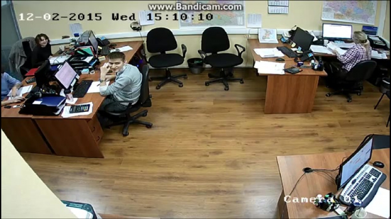 Гімн україни у одному з офісів москви