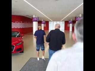 Arturo vidal arriving at allianz arena