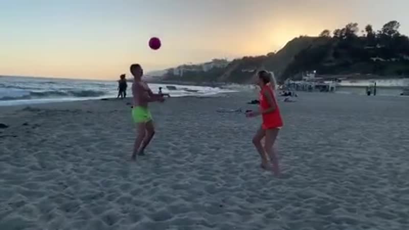 Александр зинченко и влада седан