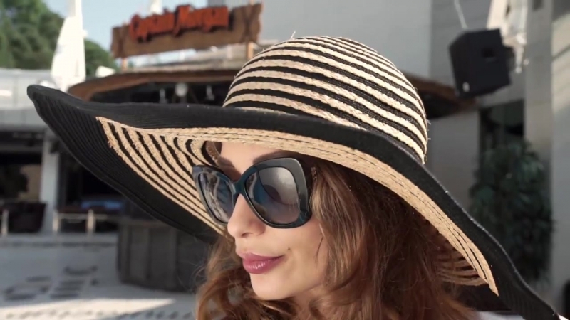 Без очков я чувствую себя голой madeliny солнцезащитные очки