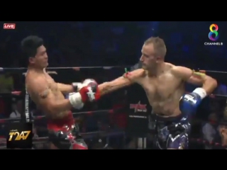 Those referees in the hellbows kingdom 👍 tijl van heijningen (netherlands) ko's nontachai pro petchkakaew (max muay thai)