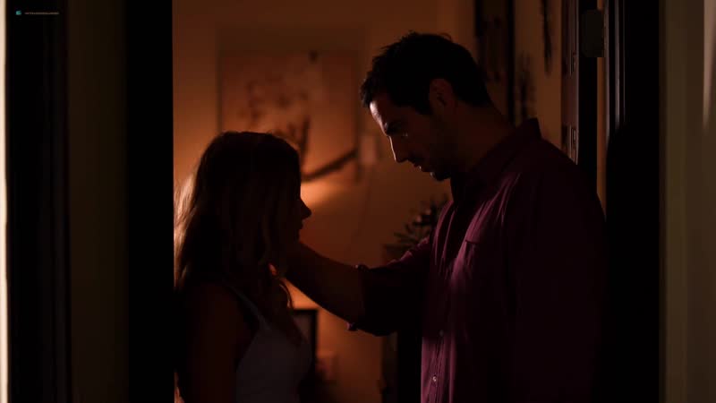 Поп жұлдыздарының сексуалды фотосуреттері