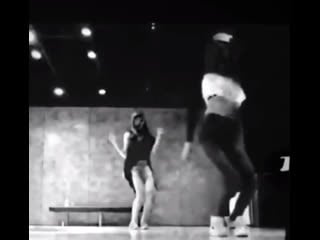 Lisa & rosé last time (by trey songz); rosé best mistake (by ariana grande) @ predebut