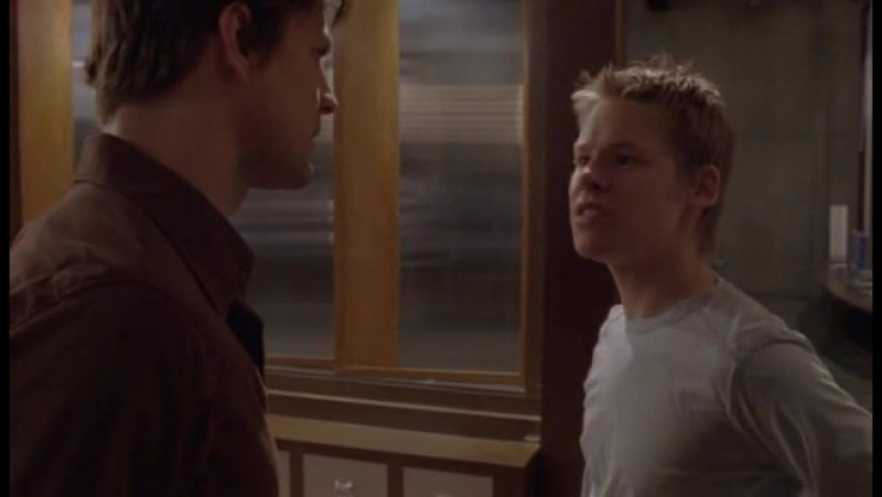 Queer as folk брайан и джастин 4x09 ешь свой гребаный куриный суп