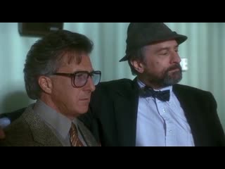 «плутовство» или «хвост виляет молодые» ("wag the dog"), сша, 1997 г