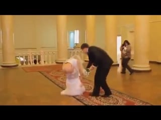 Пацан роняя слюни трахает зрелую секс учительницу и развратную телочку джорди эль ниньо