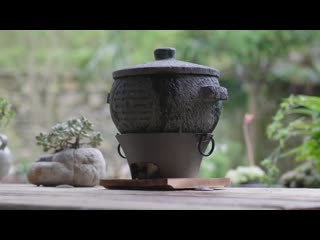 How to make delicious braised chicken out of stone xiaoxi traditional cooking in village