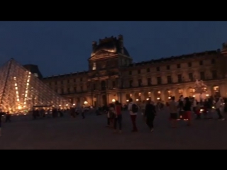 2017 08 16 (day45)
in paris
저녁 / 루브르박물관
여행을 시작한 париж 17 08 2017