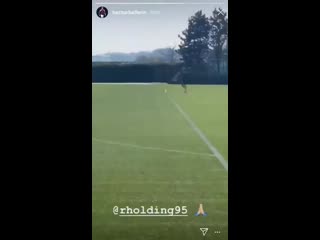Bellerin on holding