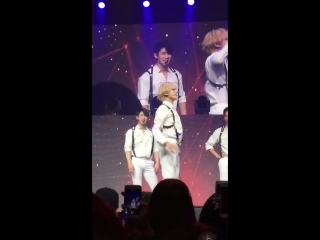 [180801] monsta x fancam minhyuk freestyle dance @ the 2nd world tour 'the connect' in san francisco