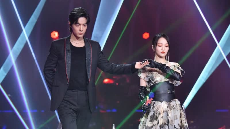 Сяо чжань и чжан шаохань /肖战, 张韶涵 / xiao zhan &amp; angela chang «одинокий крик /呐喊 / lonely scream» (рус суб)