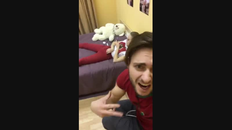 Милена porn video – Милена и безус за кадром