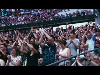 We will rock you queen / rockin'1000 at stade de france