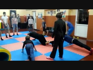 Разминка 👍 тренироа в дет доме «единство»