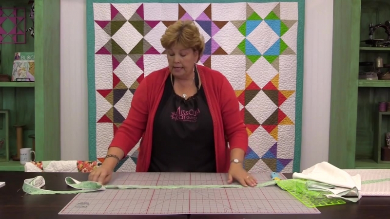 Missouri star baby quilt with flange binding easy quilting tutorial with jenny doan