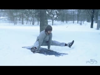 Snow yoga cat shanti 2016 vitaliy shakirov