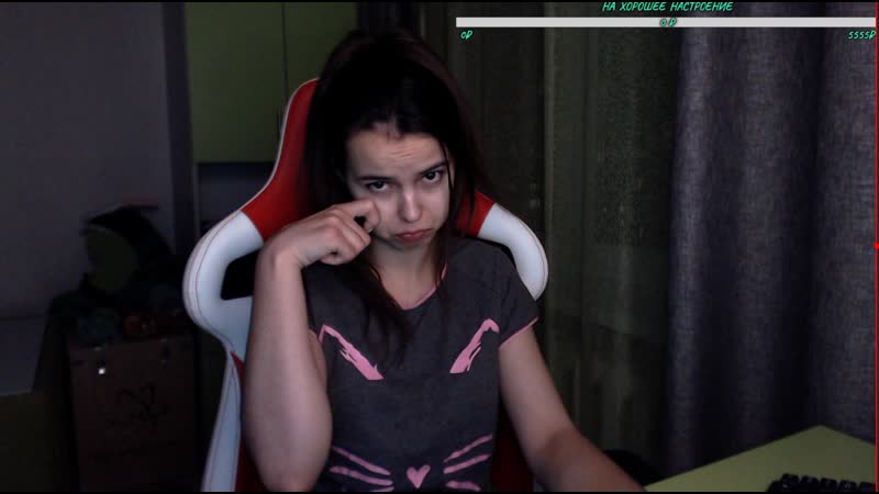 Милая девочка, играю в dota 2, читаю чат только тут