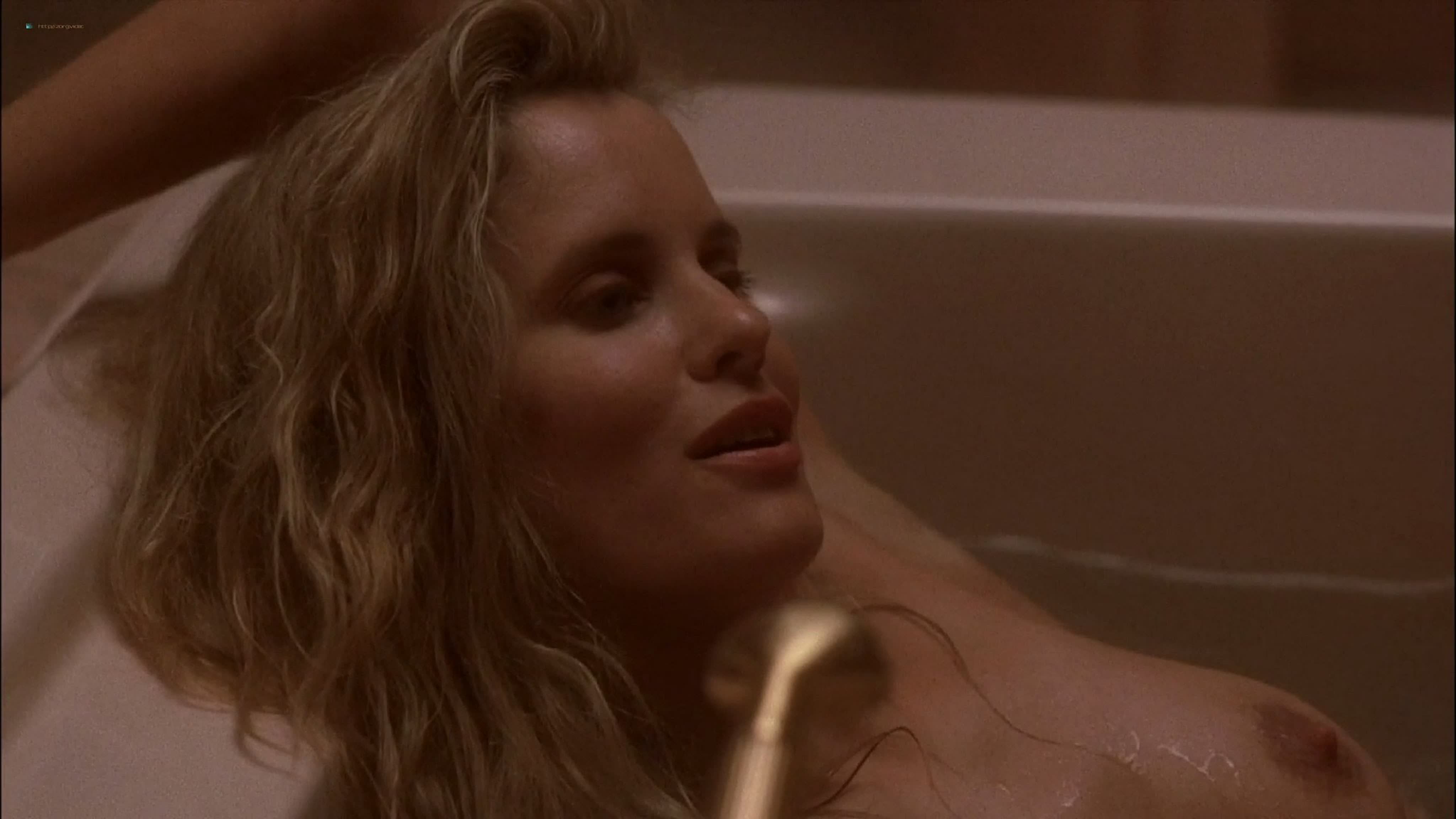 Лори сингер (lori singer nude scenes in sunset grill 1993)