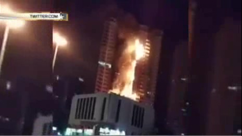 В оаэ полыхают жилые небоскребы