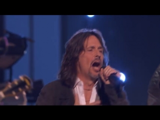 Foreigner nate ruess perform “i want to know what love is“ on abcs “greatest hits“