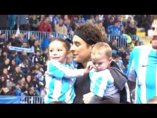 Nuestro consentido @yosoy8a y la forma que mira a sus hijos que adorable lo amo más 😍❤👶👧👨