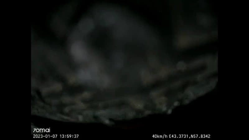 Под костромой упавшая с фуры глыба льда пробила лобовое стекло встречного автомобиля