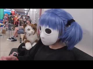 Swedish sally + gizmo at the con