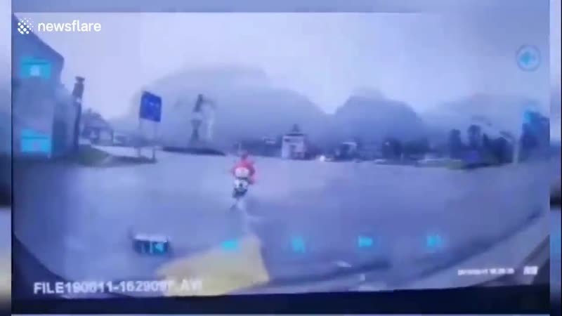 Молния молодые байкера