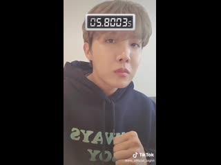 Hobi on tiktok 200403