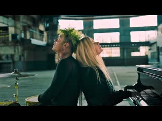 Mod sun feat avril lavigne flames