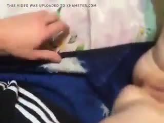 Аня хоть и бухая но кончает дальше чем видит))